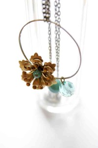 flower hoop necklace virágos karika nyaklánc flower hoop necklace virágos karika nyaklánc