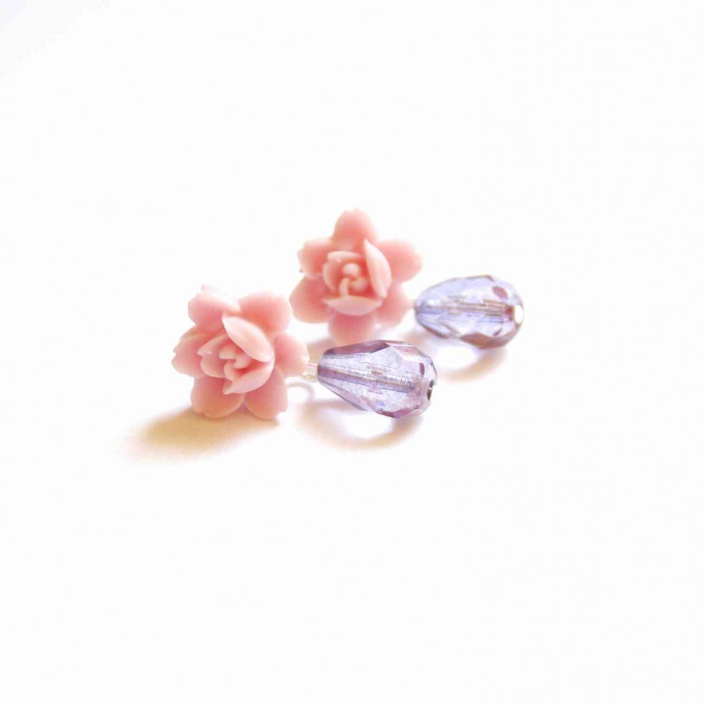 earstuds with glass beads vadjutka
