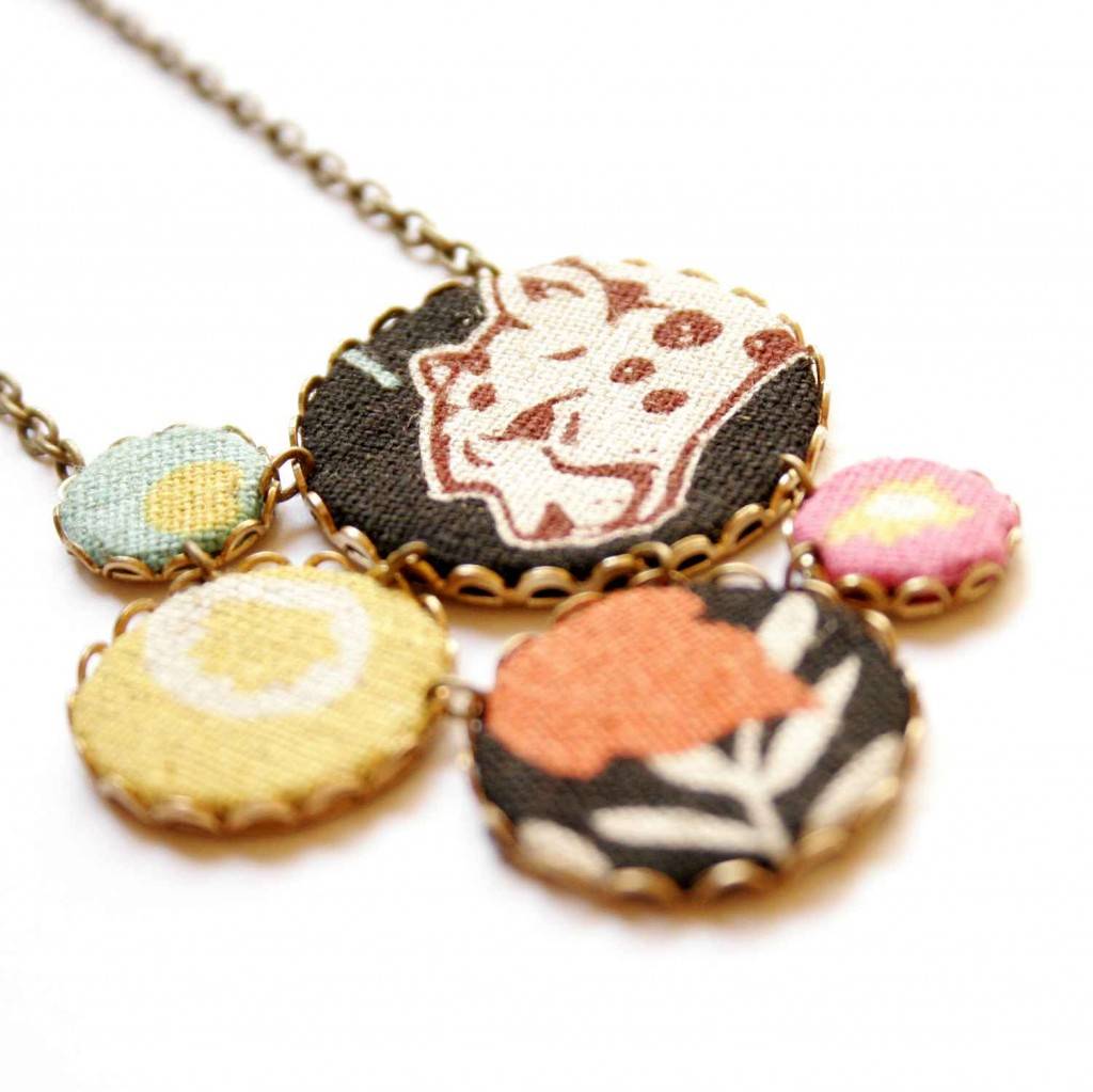 design jewelry necklace with fabric