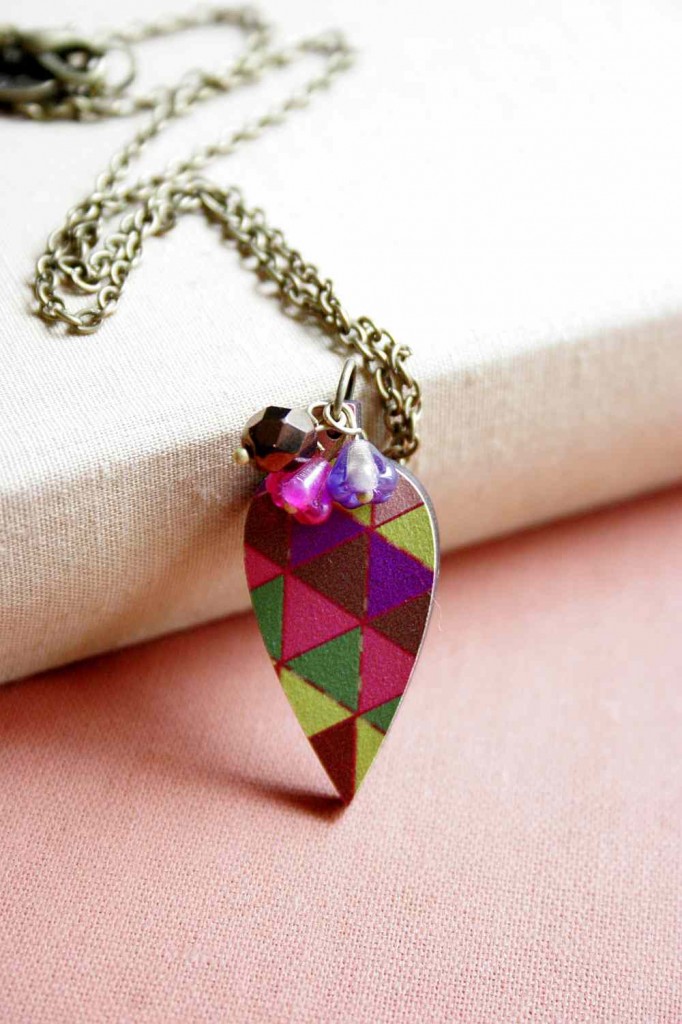 small leaf necklace