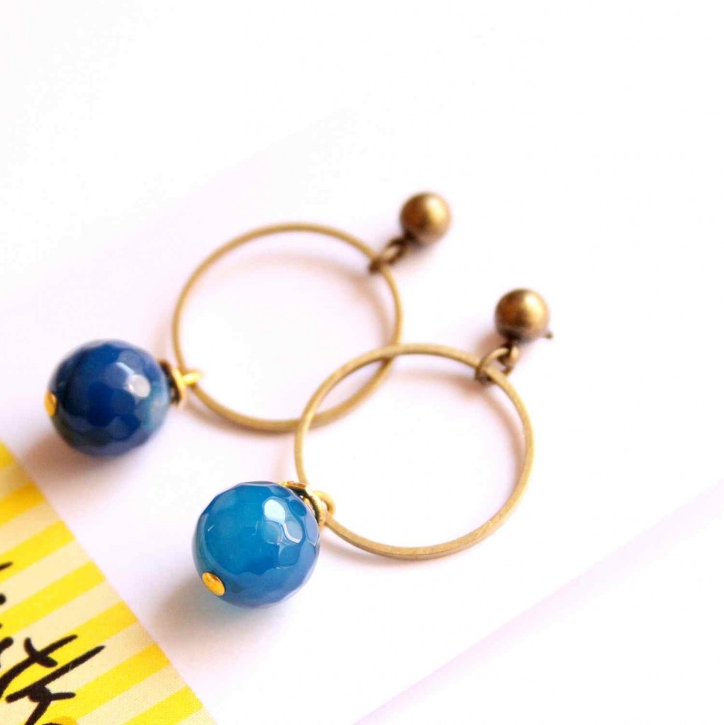 kék karikás fülbevaló kék karikás fülbevaló