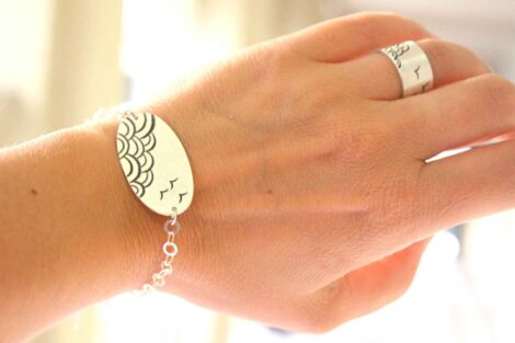 Moon Whisper – silver earrings - Image 5