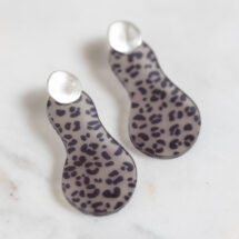 Új: Ocelot Buborék - lógós nagy ezüst fülbevaló ocelot mintás plexivel, design ékszer - DOLCE VITA kollekció